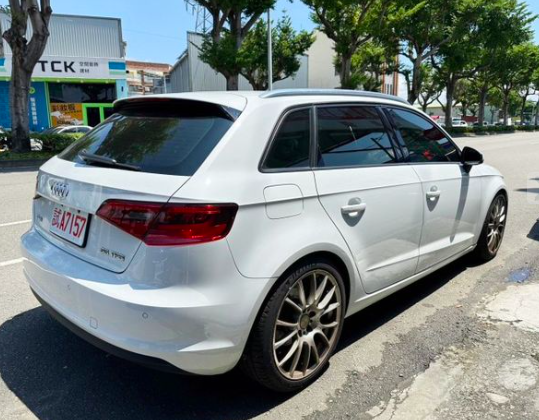 2022 奧迪A3車超美買到賺到